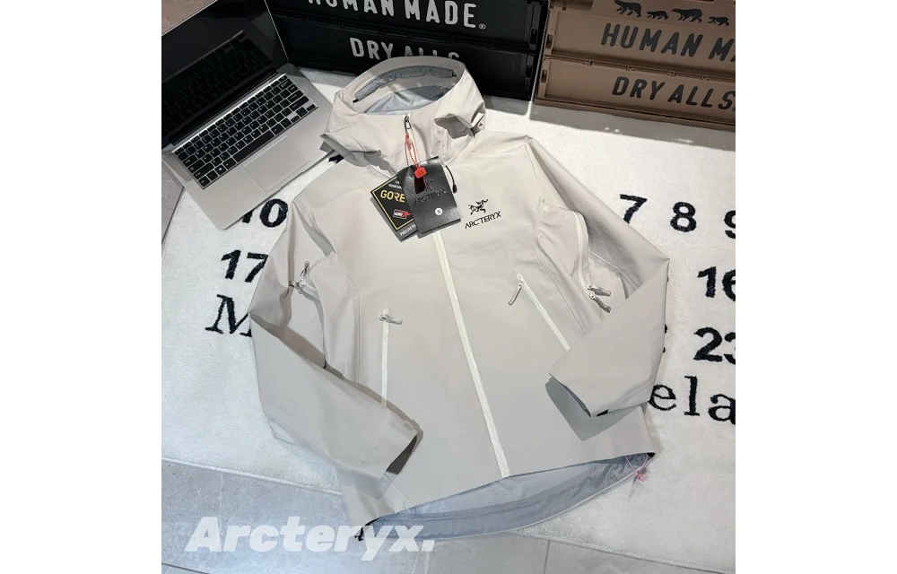 636ad7b6a384bd7e523161e02bf96ef4_1749360467_3792.jpg