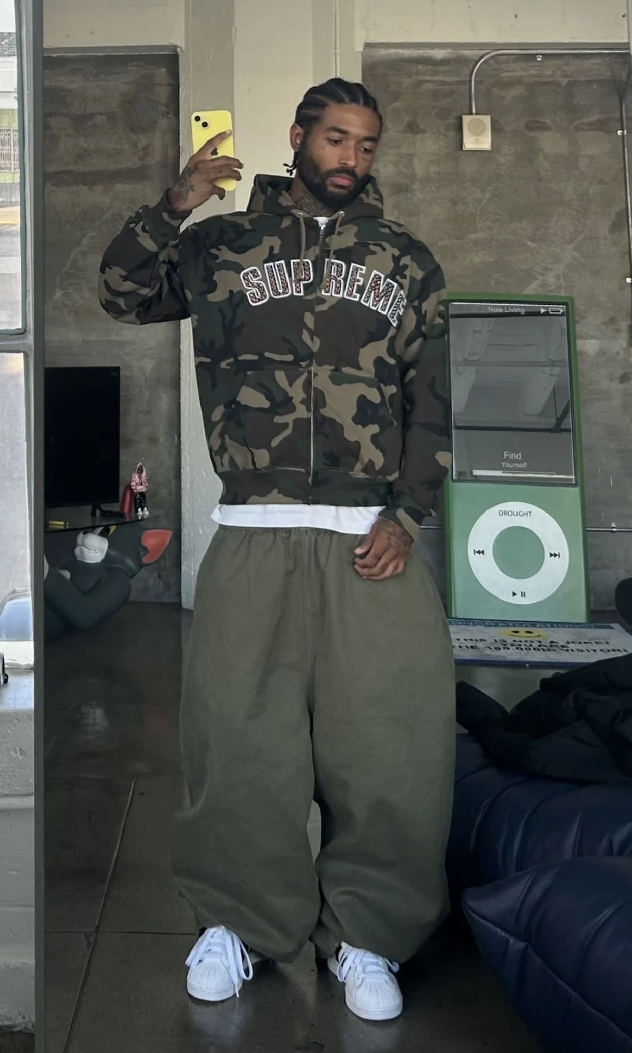 100bfae0dd5a36ec8658073dee1eca80_1763731778_7673.jpg 100bfae0dd5a36ec8658073dee1eca80_1763731778_7673.jpg