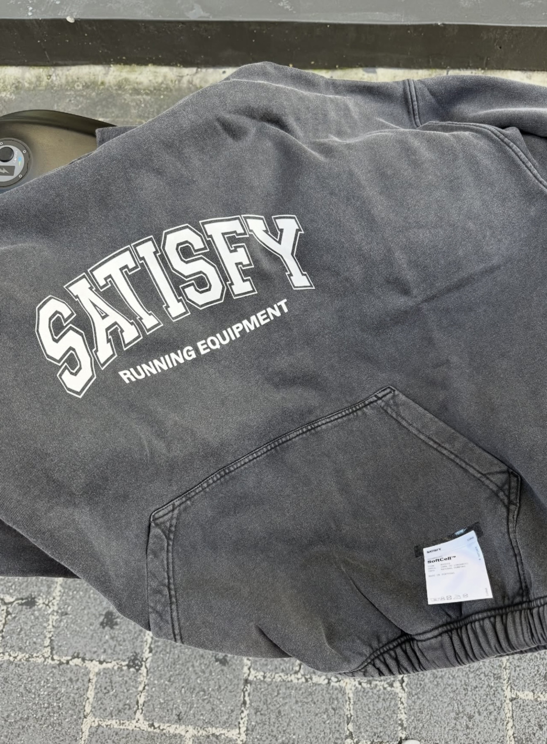 3d7bd5a5eae4684f0b9dabfc024d3f66_1762206057_1695.jpg 3d7bd5a5eae4684f0b9dabfc024d3f66_1762206057_1695.jpg