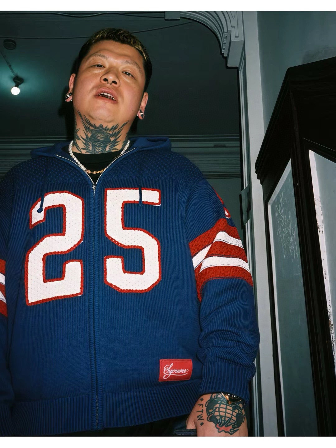 9897868bdcea841da78c63b01cee85b9_1761987808_0111.jpg 9897868bdcea841da78c63b01cee85b9_1761987808_0111.jpg