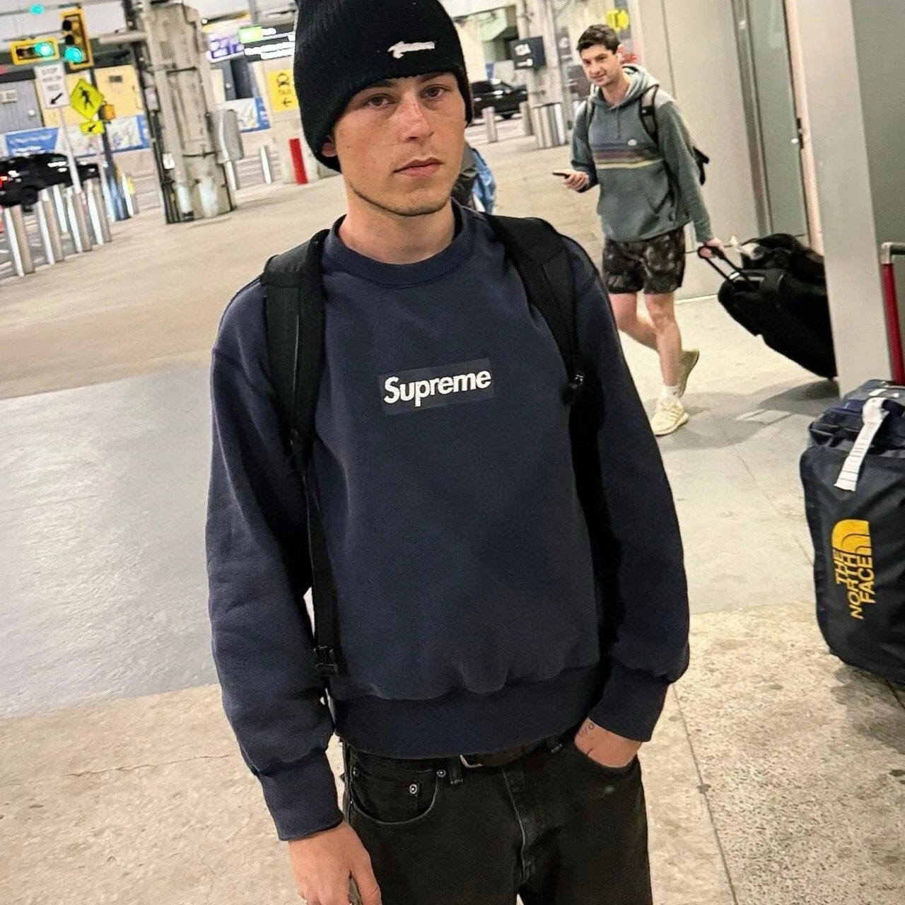 9897868bdcea841da78c63b01cee85b9_1761988649_2648.jpeg 9897868bdcea841da78c63b01cee85b9_1761988649_2648.jpeg