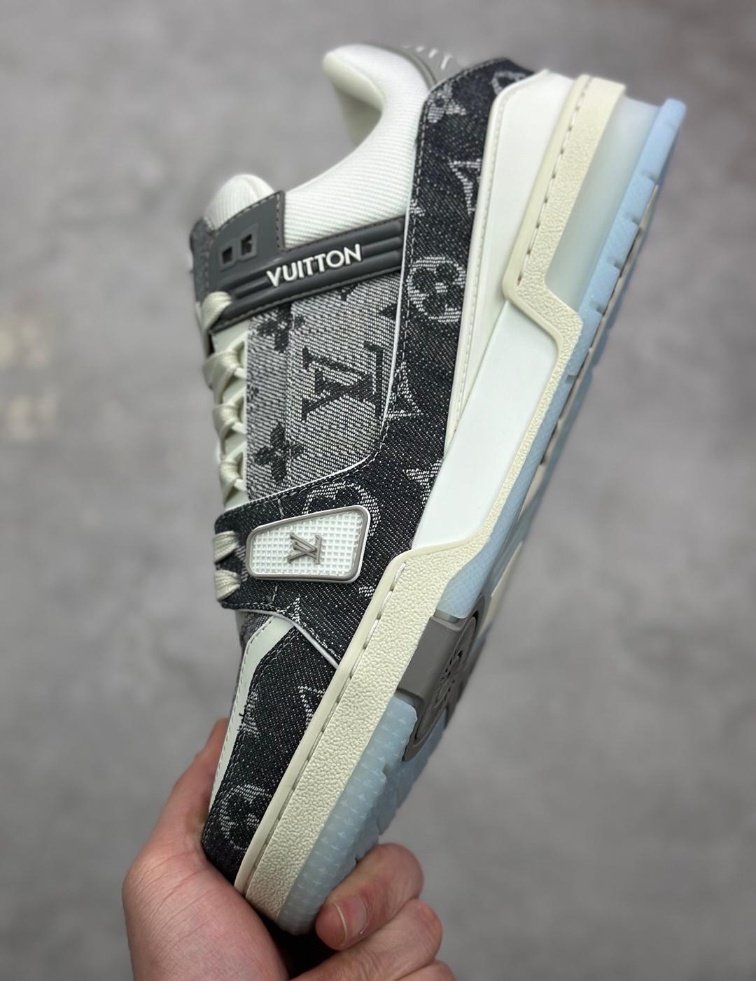 a102ba317359c03a0ffd14d783e6621f_1764163023_6151.jpg a102ba317359c03a0ffd14d783e6621f_1764163023_6151.jpg