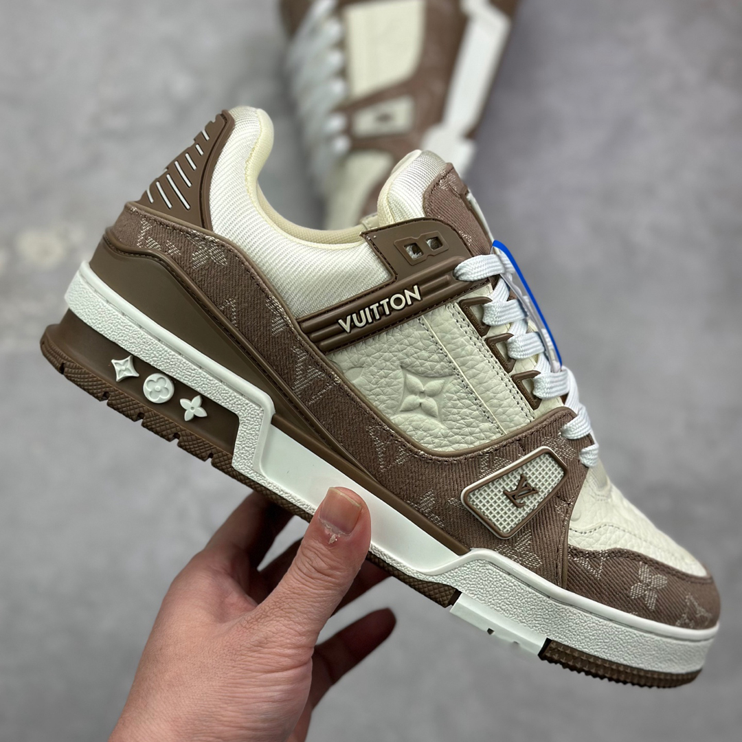 a102ba317359c03a0ffd14d783e6621f_1764163029_3979.jpg a102ba317359c03a0ffd14d783e6621f_1764163029_3979.jpg