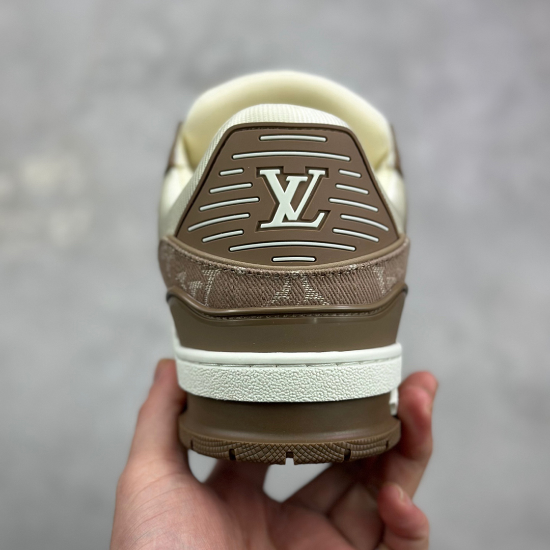 a102ba317359c03a0ffd14d783e6621f_1764163029_7986.jpg a102ba317359c03a0ffd14d783e6621f_1764163029_7986.jpg