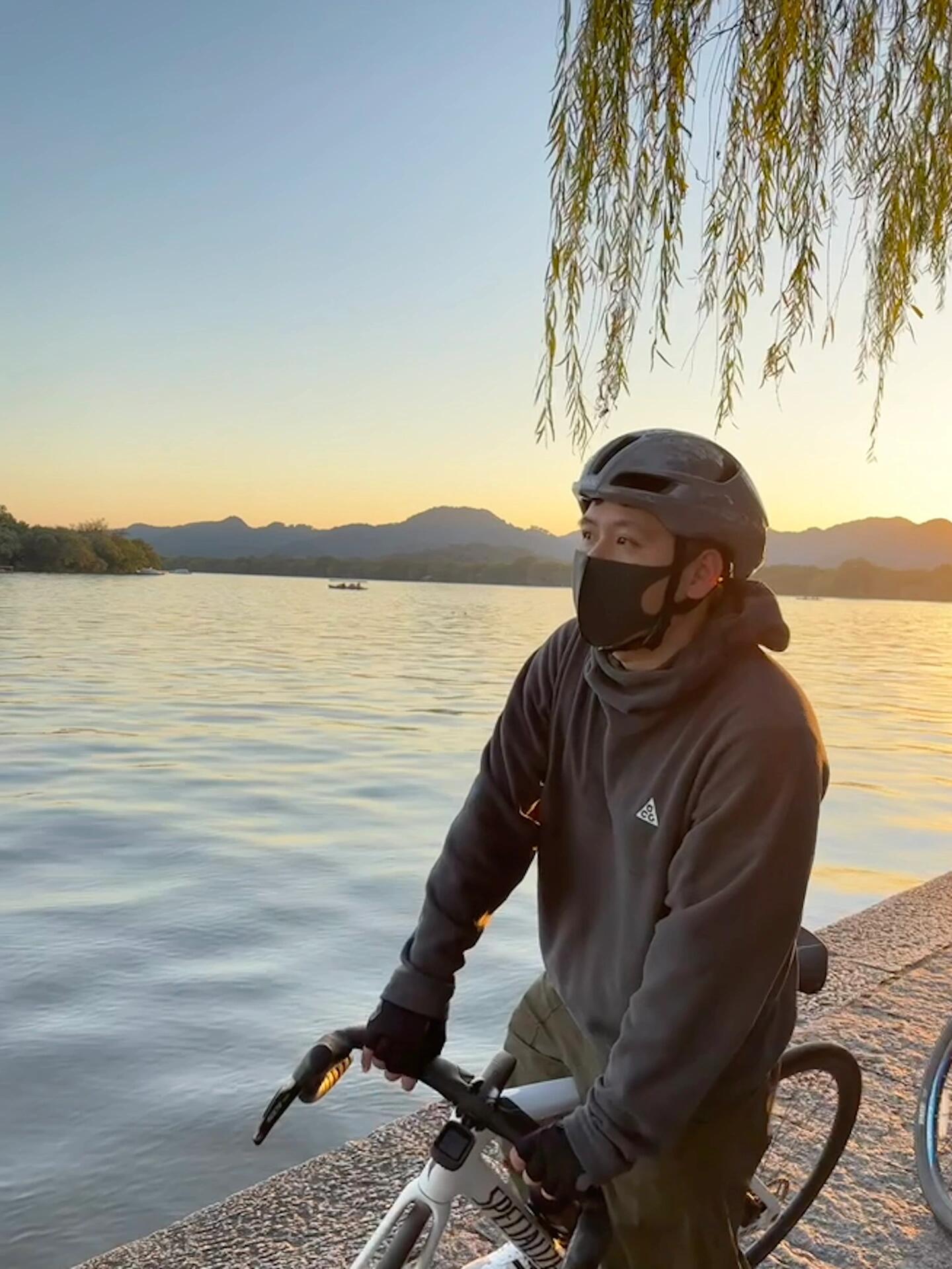 ce348cc950b5c6d1a70b8a7124d1d04c_1762286318_4531.jpg ce348cc950b5c6d1a70b8a7124d1d04c_1762286318_4531.jpg