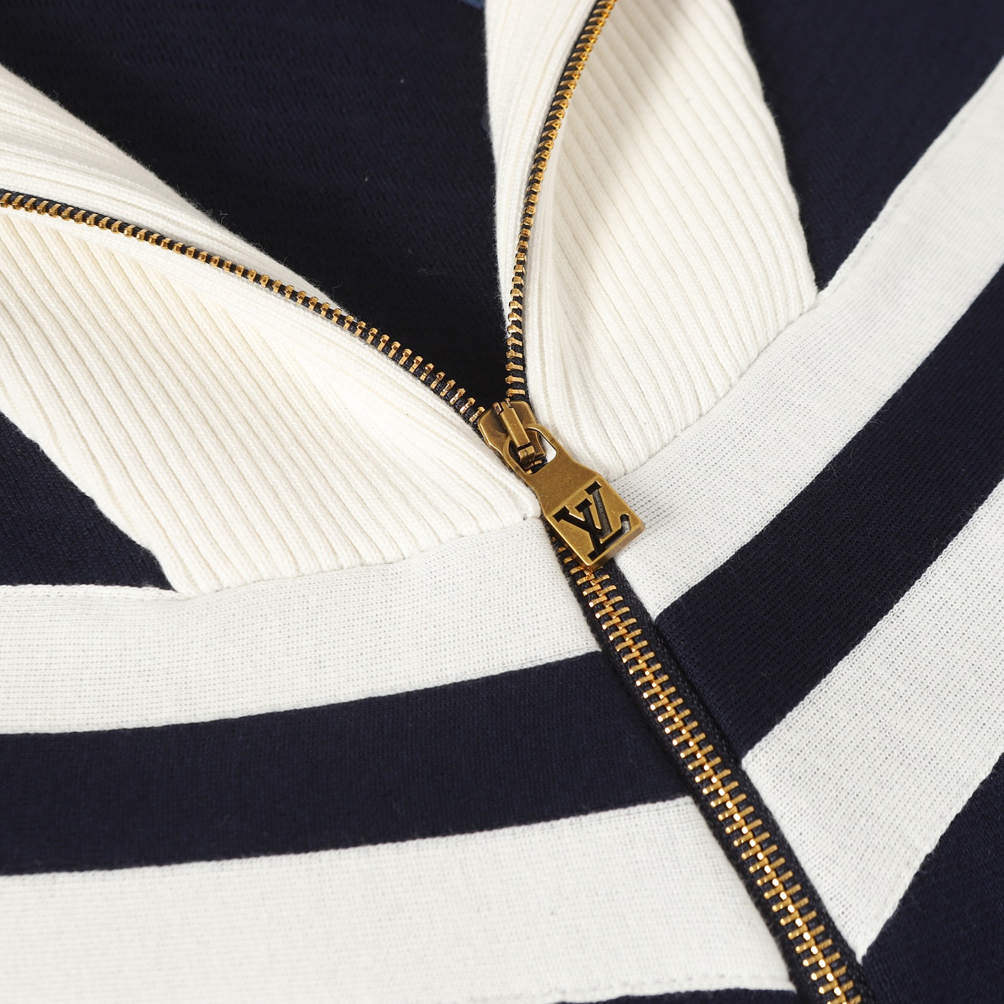 d14269324640ad6f0cd11272cca200fe_1764484943_7854.jpg d14269324640ad6f0cd11272cca200fe_1764484943_7854.jpg