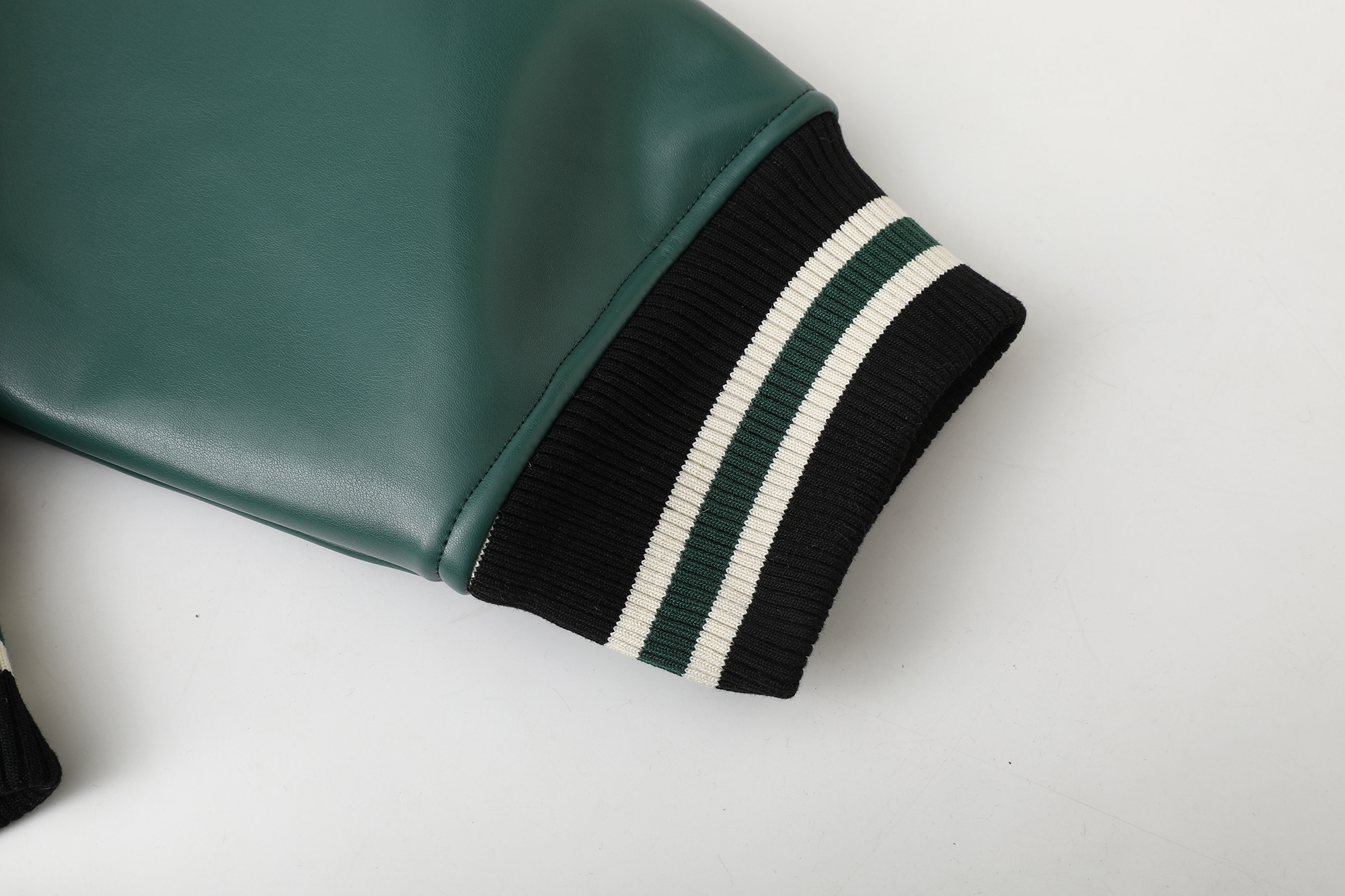 dbf86467a2c6f7fe5a6fe2624b4a247a_1762958136_2973.jpg dbf86467a2c6f7fe5a6fe2624b4a247a_1762958136_2973.jpg