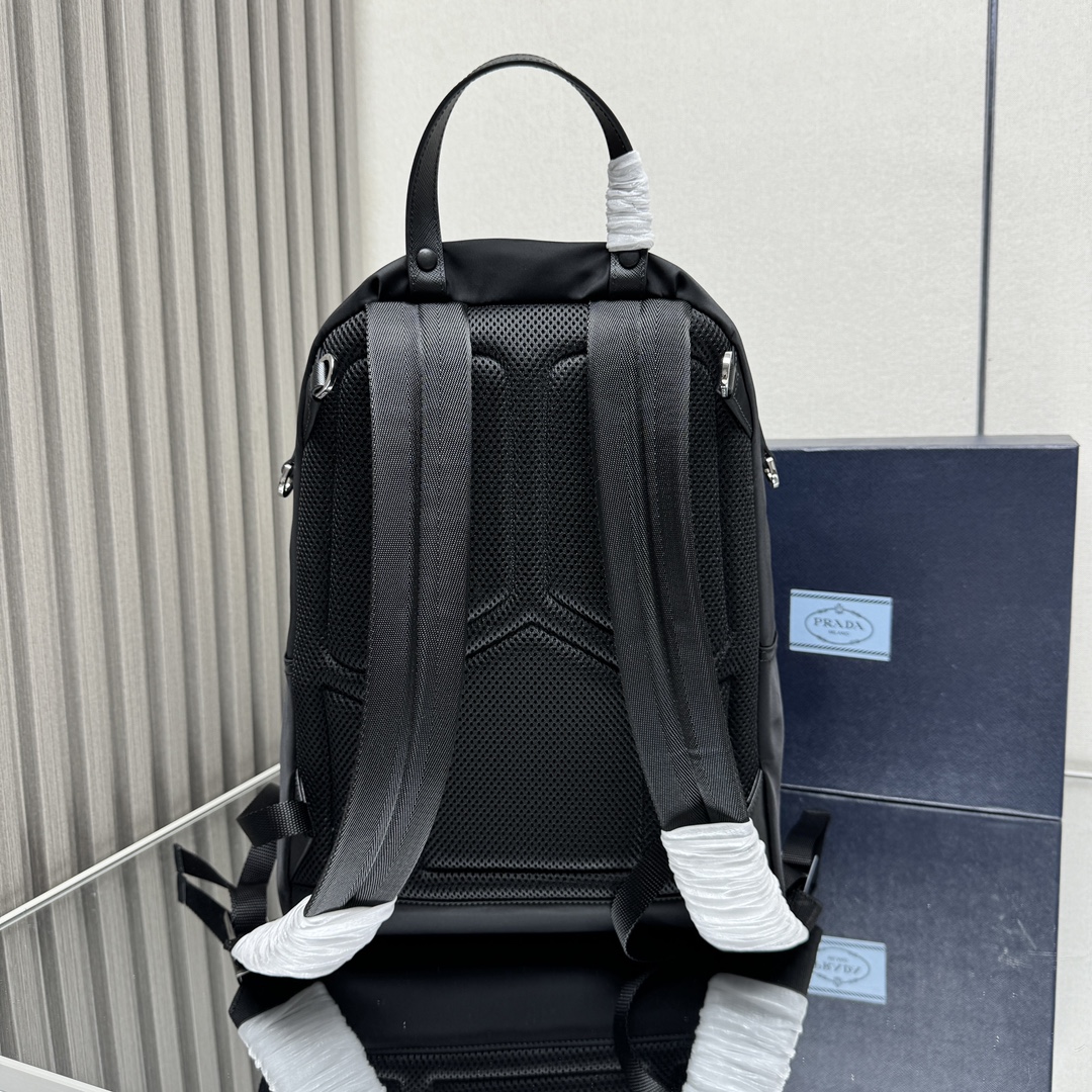 eb8e77ddd8a429a2759aa81537ae535e_1764486265_2804.jpg eb8e77ddd8a429a2759aa81537ae535e_1764486265_2804.jpg