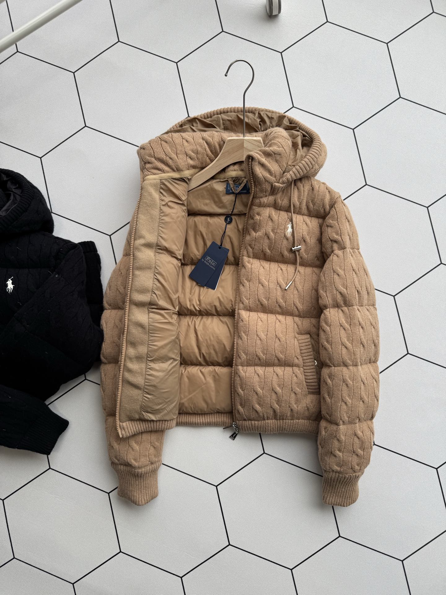 1a9a55500409bbdde55621ff82a210fd_1765785170_8372.jpg 1a9a55500409bbdde55621ff82a210fd_1765785170_8372.jpg