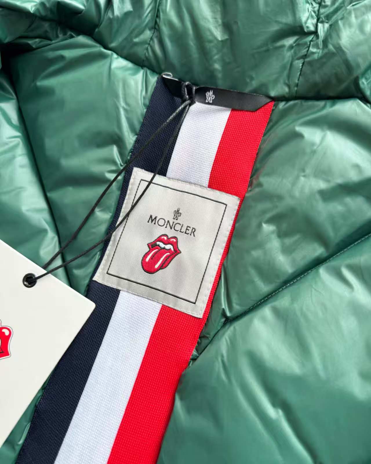 2377ff68f69d756d6b1b07ce48785d8c_1764848733_0411.jpg 2377ff68f69d756d6b1b07ce48785d8c_1764848733_0411.jpg