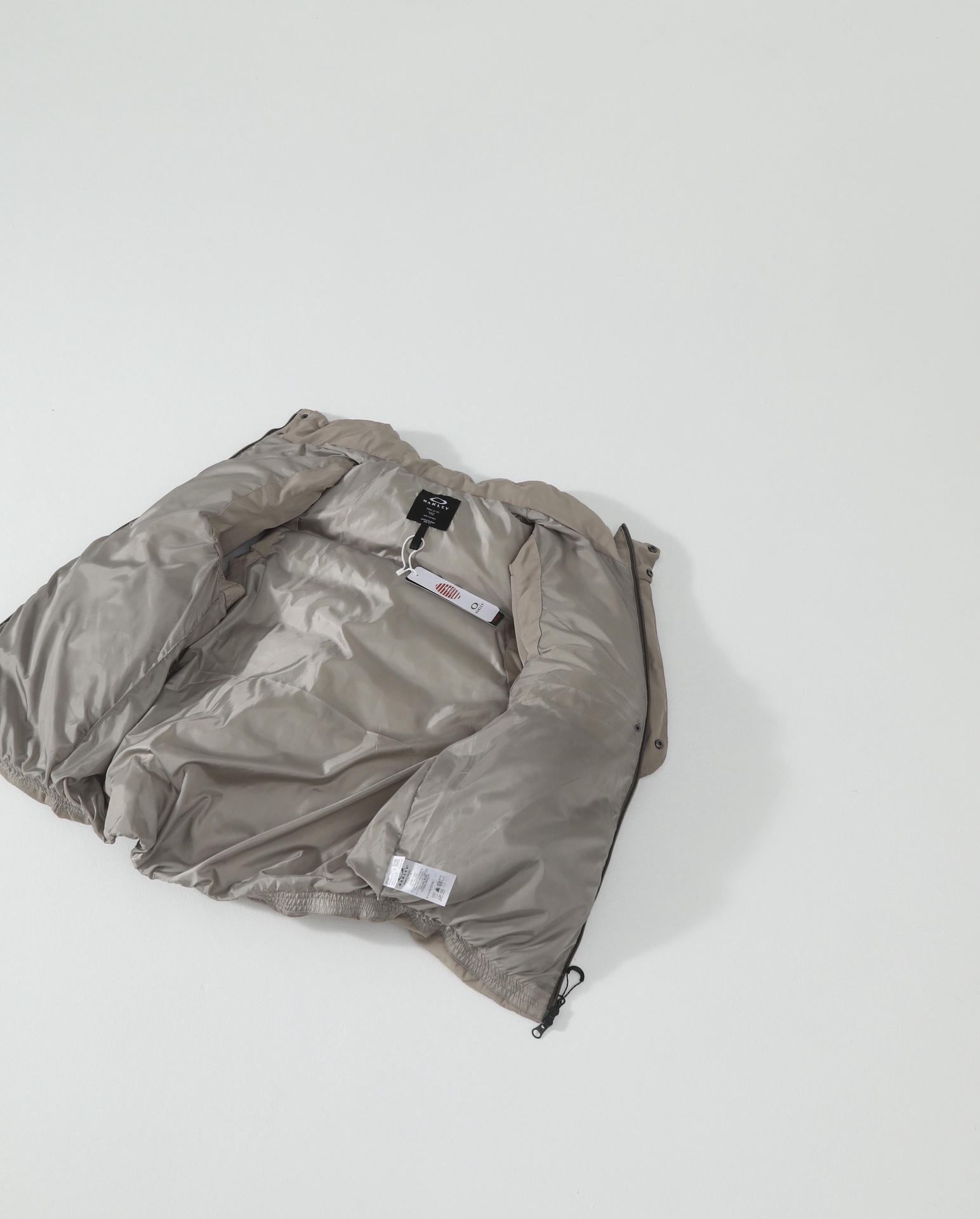 2377ff68f69d756d6b1b07ce48785d8c_1764851175_8909.jpg 2377ff68f69d756d6b1b07ce48785d8c_1764851175_8909.jpg