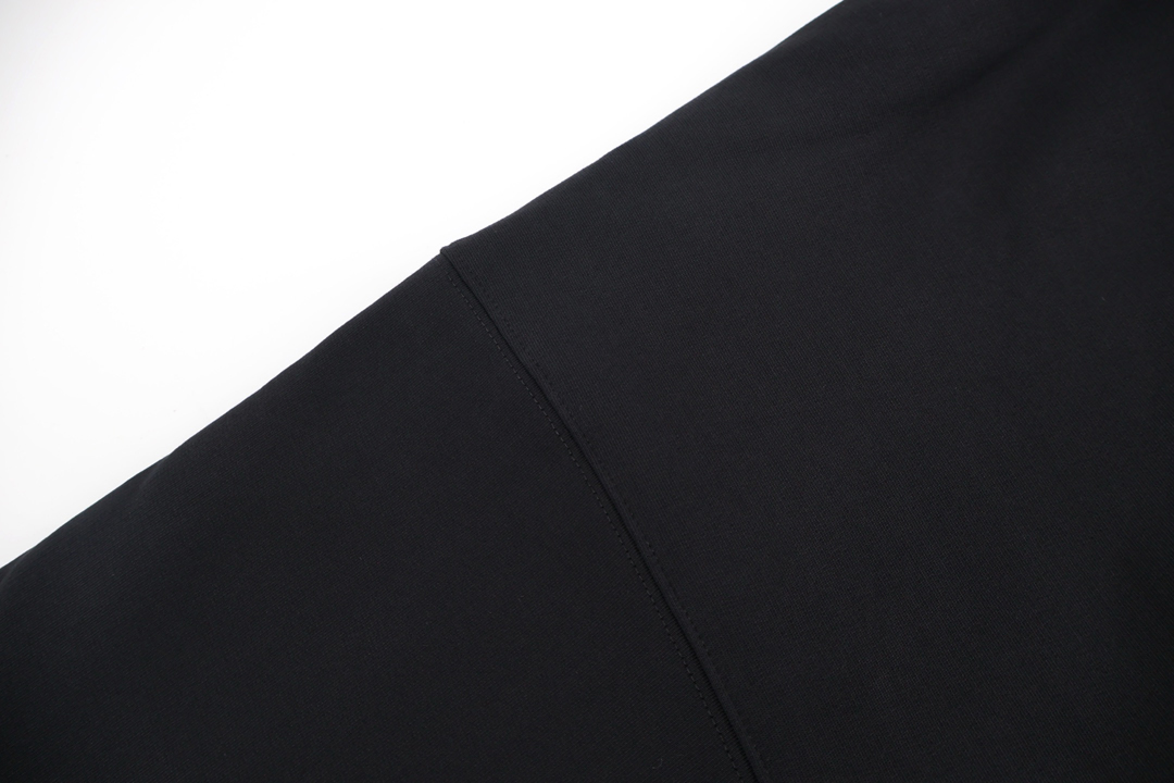 32e9b876256340bd55576a3fbbafc00c_1764677419_3385.jpg 32e9b876256340bd55576a3fbbafc00c_1764677419_3385.jpg