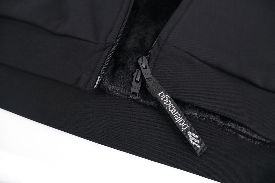 32e9b876256340bd55576a3fbbafc00c_1764677419_7776.jpg 32e9b876256340bd55576a3fbbafc00c_1764677419_7776.jpg