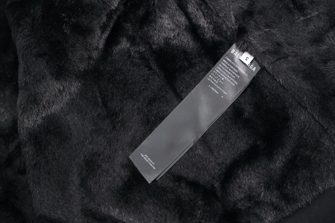 32e9b876256340bd55576a3fbbafc00c_1764677420_3358.jpg 32e9b876256340bd55576a3fbbafc00c_1764677420_3358.jpg