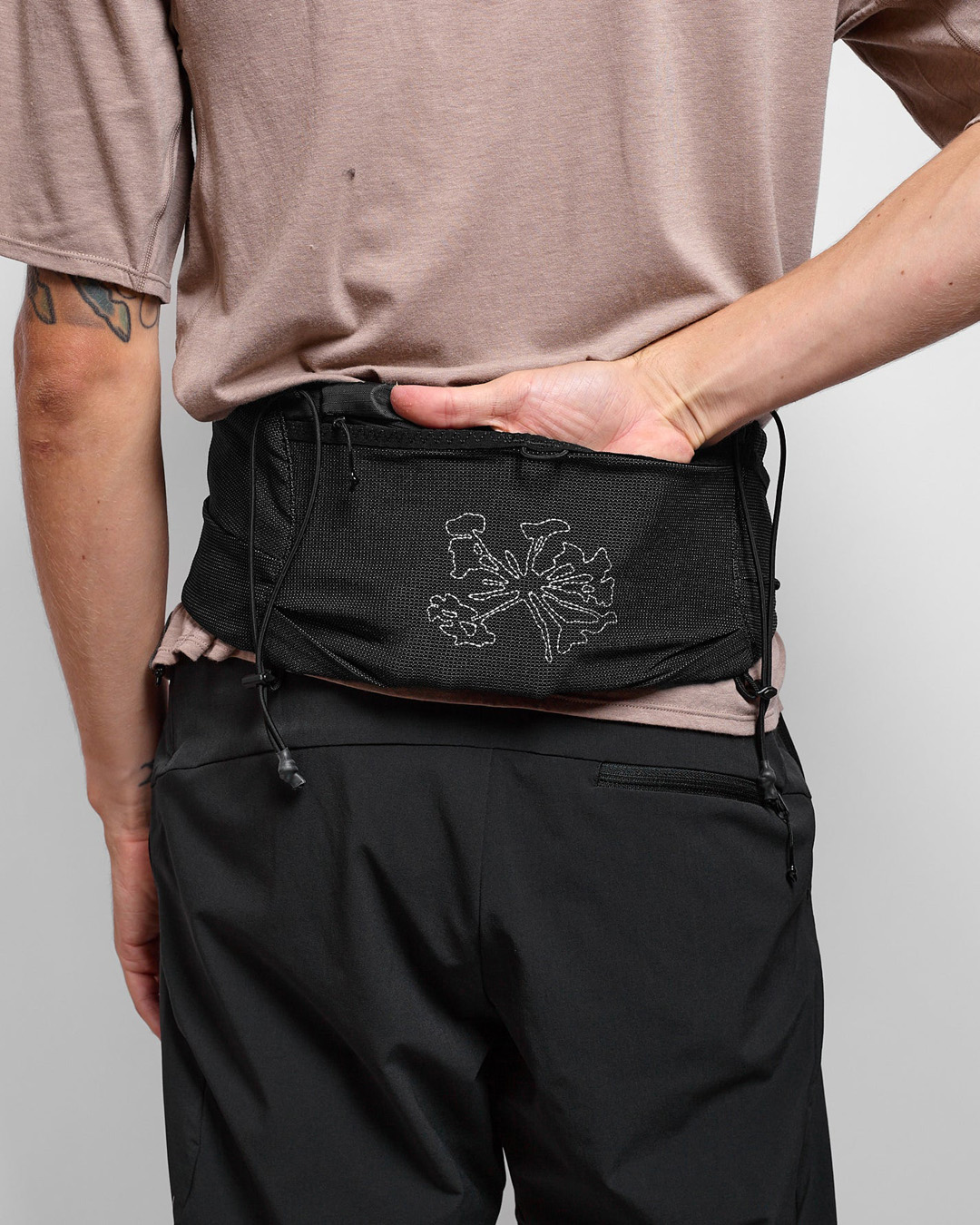 c2e9f380bb7bdab722178a1560a8b69d_1765684677_8216.jpg c2e9f380bb7bdab722178a1560a8b69d_1765684677_8216.jpg