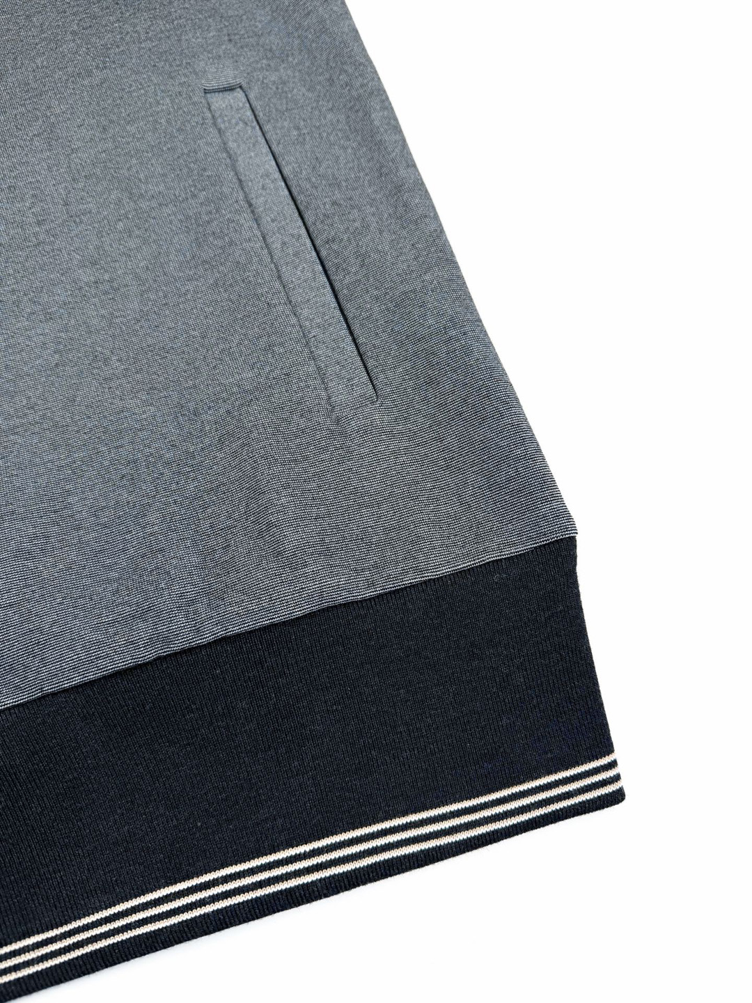 d5ba6a115f19b0f09a4ca17fc252dcc0_1765845757_8139.jpg d5ba6a115f19b0f09a4ca17fc252dcc0_1765845757_8139.jpg