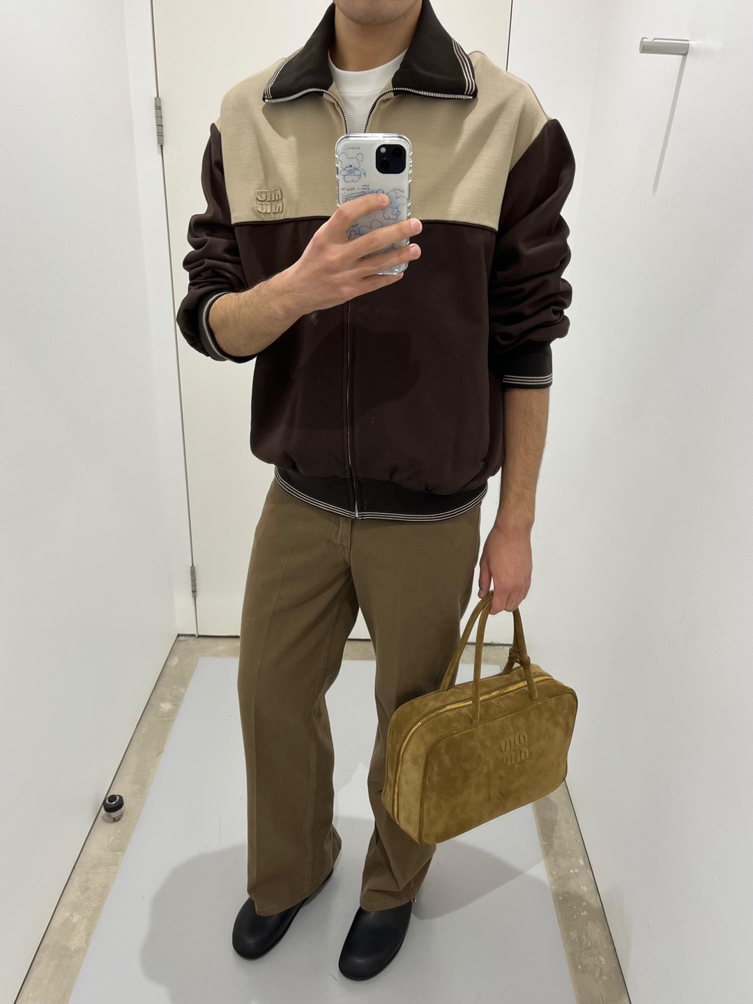 d5ba6a115f19b0f09a4ca17fc252dcc0_1765845766_8197.jpg d5ba6a115f19b0f09a4ca17fc252dcc0_1765845766_8197.jpg