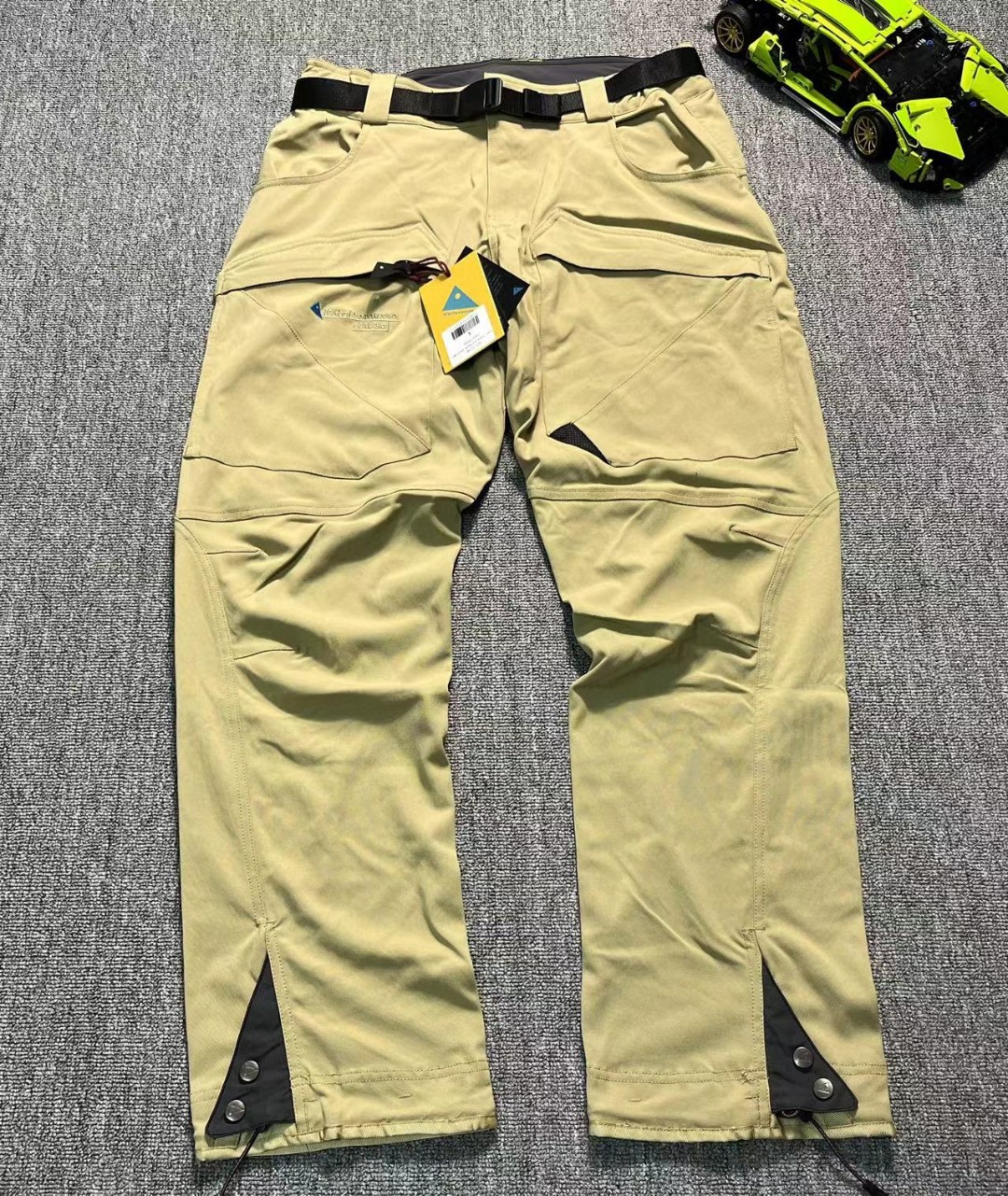 e0f564f3c6c93ca71a9f6ed78088e322_1764931574_5361.jpg e0f564f3c6c93ca71a9f6ed78088e322_1764931574_5361.jpg