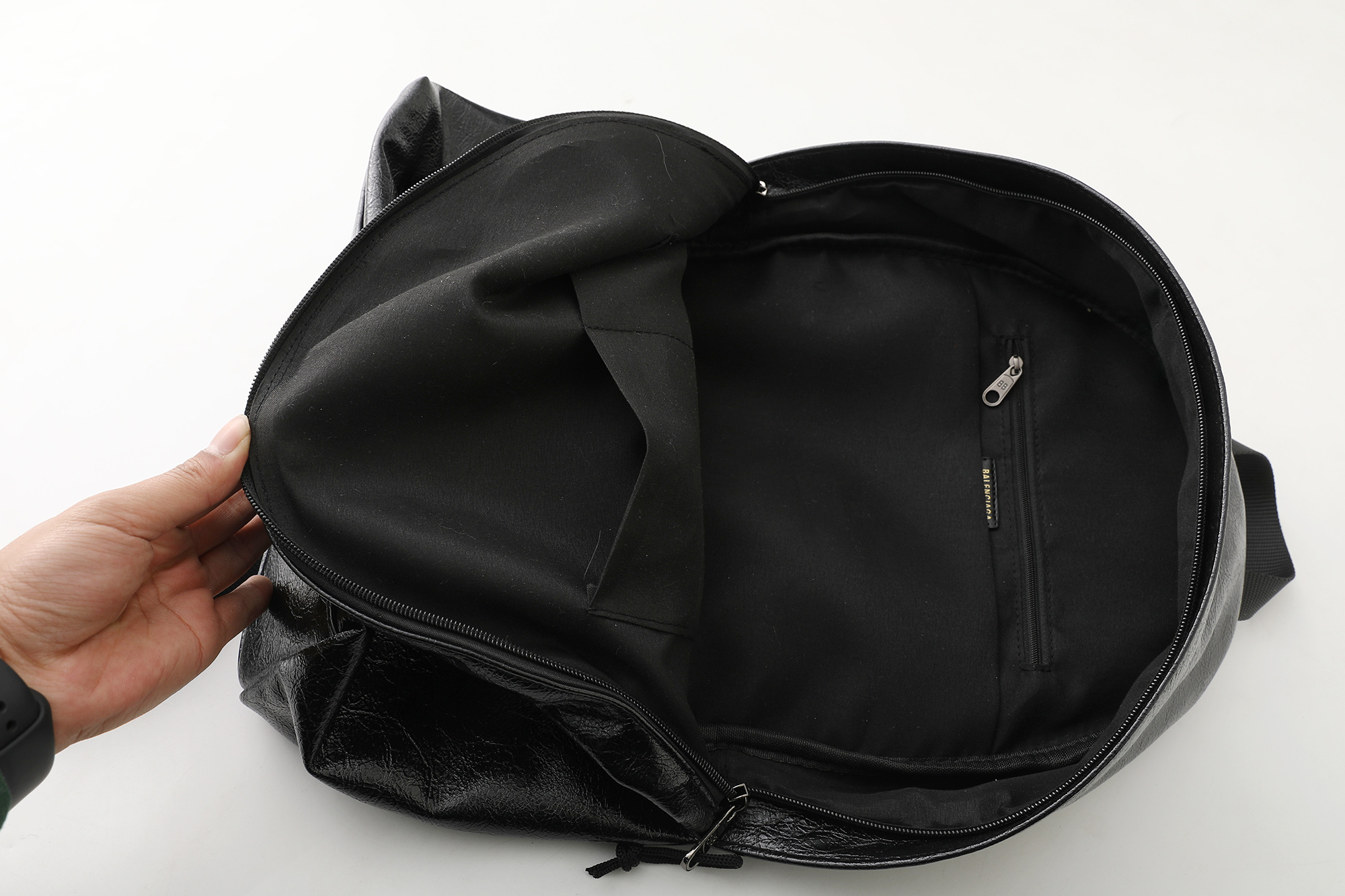 21622419759a2a9c18ce1e075621929d_1770736988_2339.jpg 21622419759a2a9c18ce1e075621929d_1770736988_2339.jpg