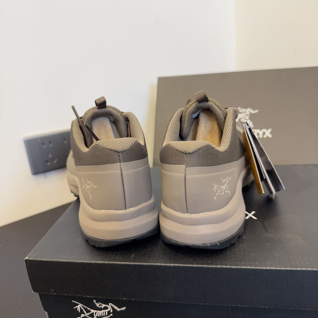 [ARC'TERYX] 아크테릭스 에어리어스