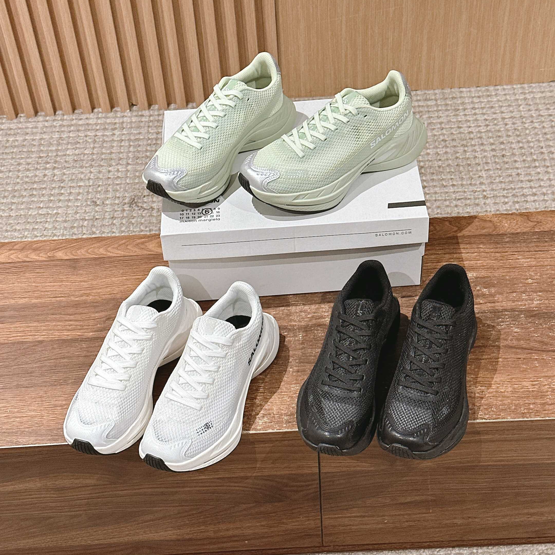 [Salomon] 메종마르지엘라 X 살로몬 스펙터 2 스니커즈