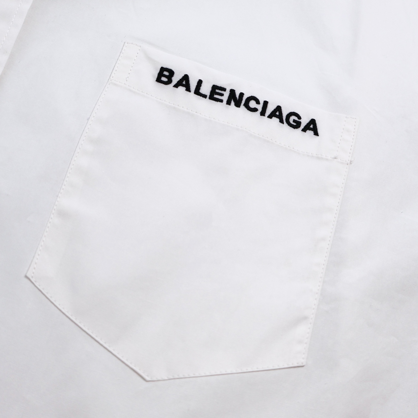 [Balenciaga] 발렌시아가 로고 자수 셔츠