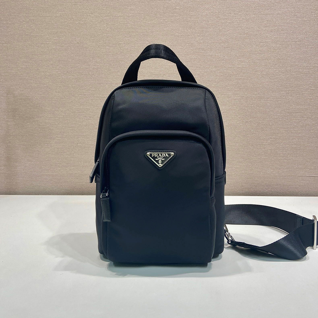 [Prada] 프라다 리나일론 & 사피아노 가죽 백팩