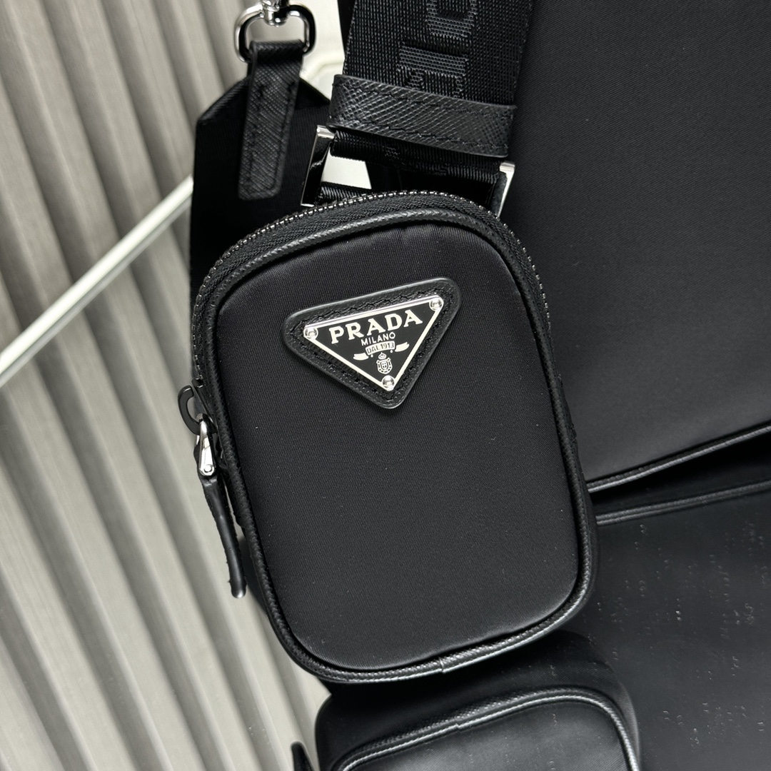 [Prada] 프라다 리나일론 앤 사피아노 레더 숄더백
