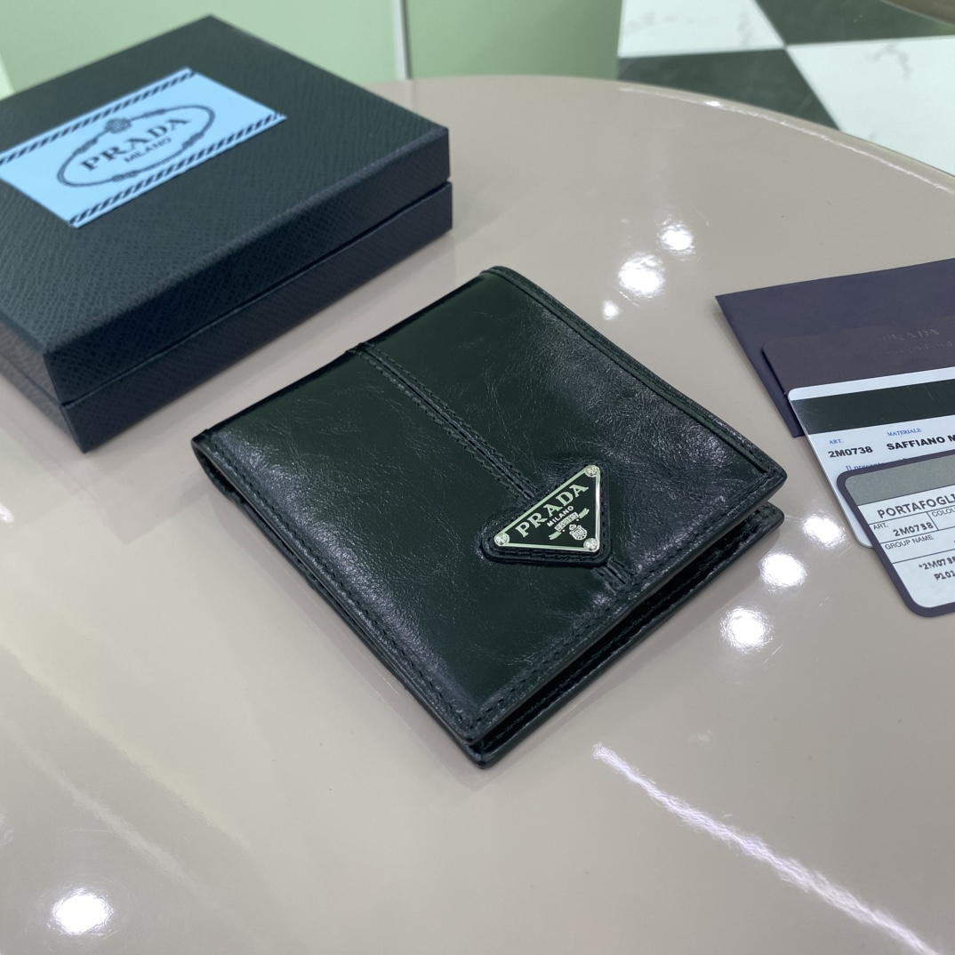 [Prada] 프라다 삼각로고 플라크 반지갑