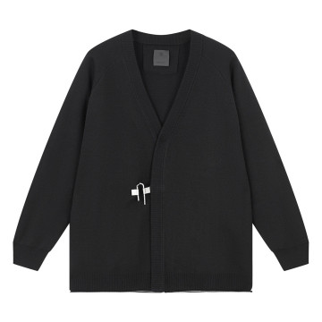 [GIVENCHY] 지방시 U락 장식 브이넥 가디건