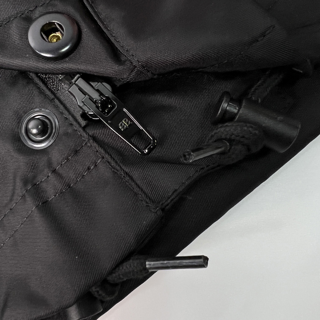 [BALENCIAGA] 발렌시아가 테이프 타입 윈드브레이커