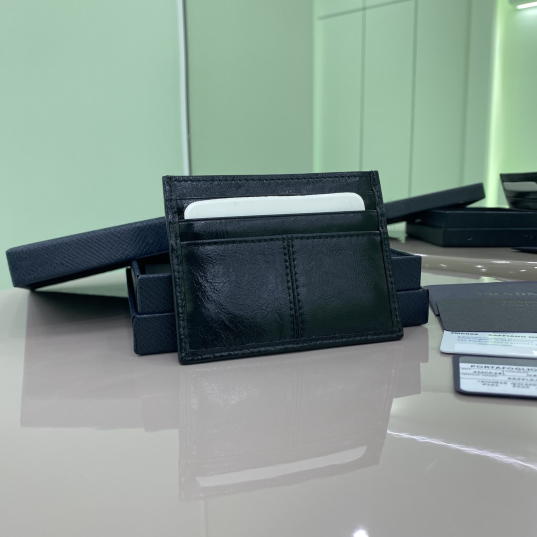 [PRADA] 프라다 레더 카드 홀더 블랙