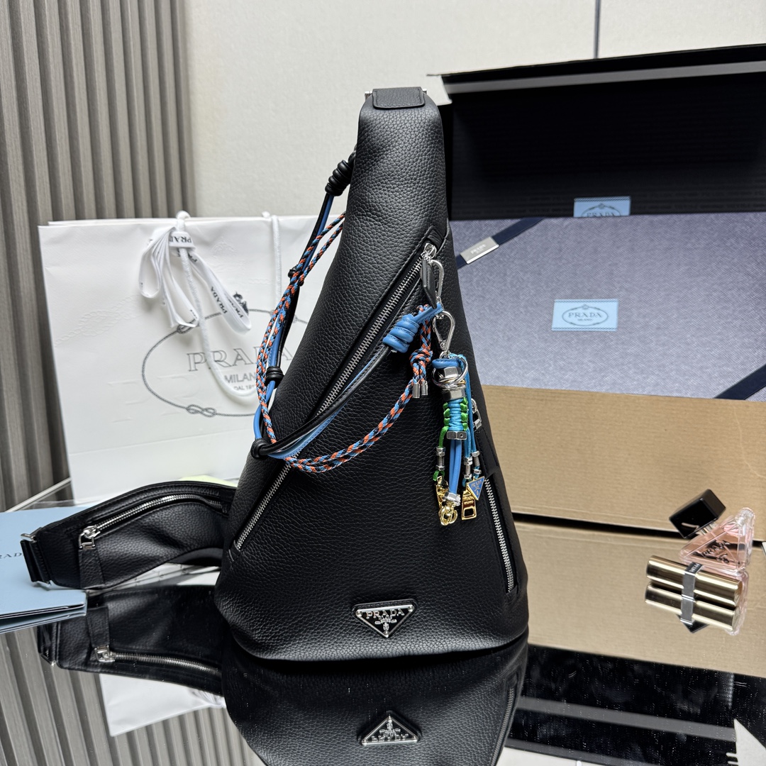 [PRADA] 프라다 소프트 Robot 리나일론 백 참 블랙