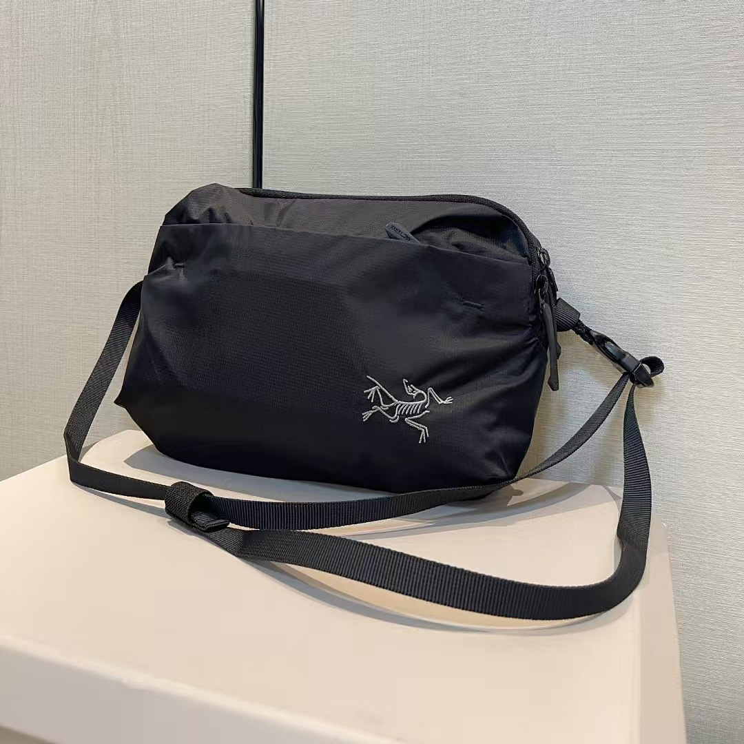 [Arcteryx] 아크테릭스 헬리아드 6L 숄더백 크로스백