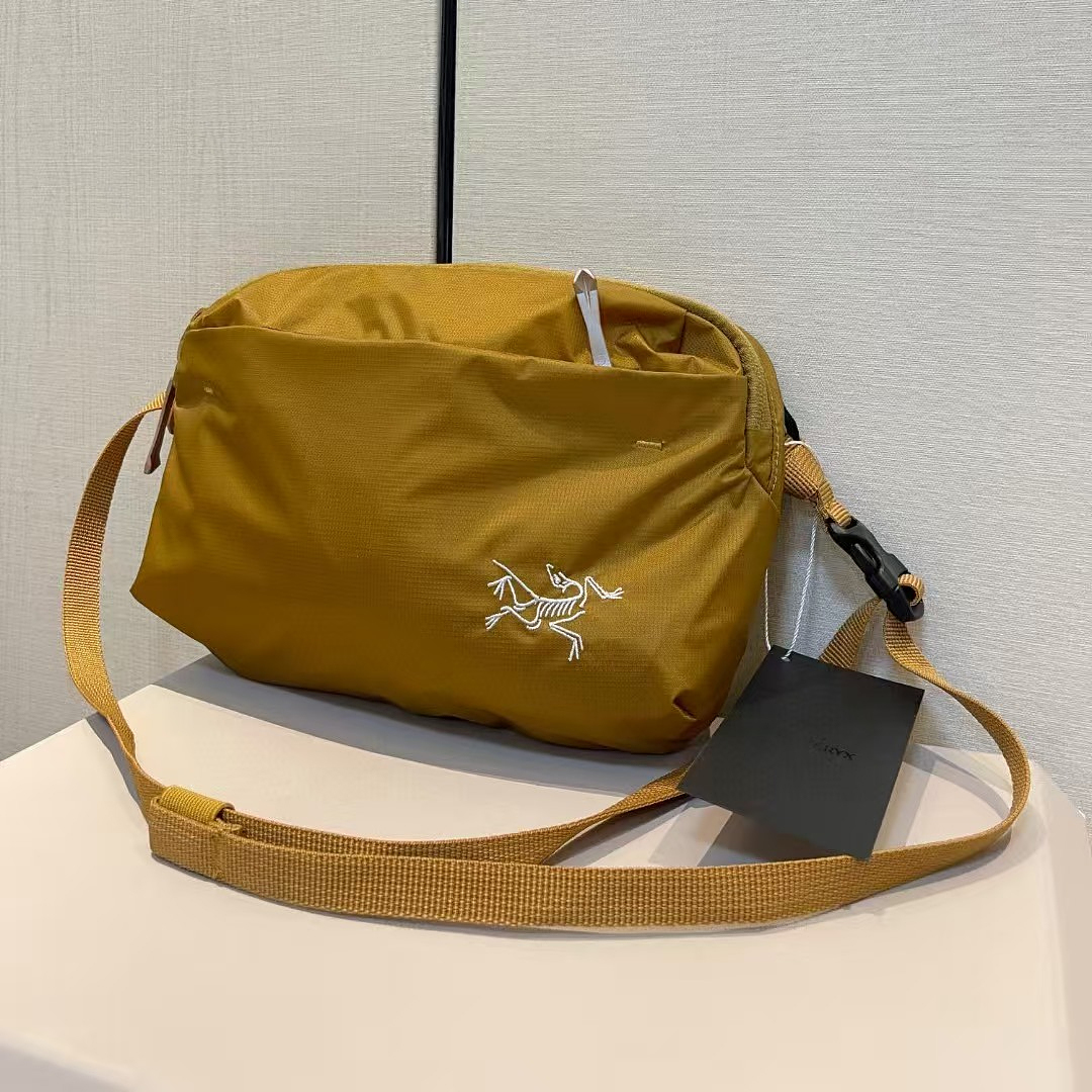 [Arcteryx] 아크테릭스 헬리아드 6L 숄더백 크로스백