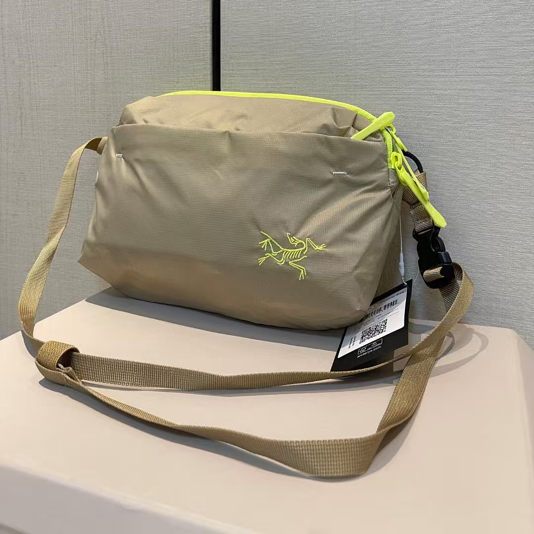 [Arcteryx] 아크테릭스 헬리아드 6L 숄더백 크로스백