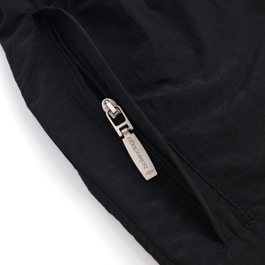 [BALENCIAGA] 발렌시아가 3B 스포츠 아이콘 로고 자수 쇼츠