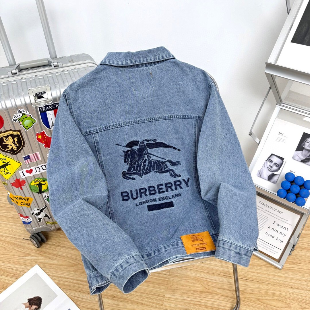 [Supreme] 슈프림 x 버버리 데님 트러커 자켓
