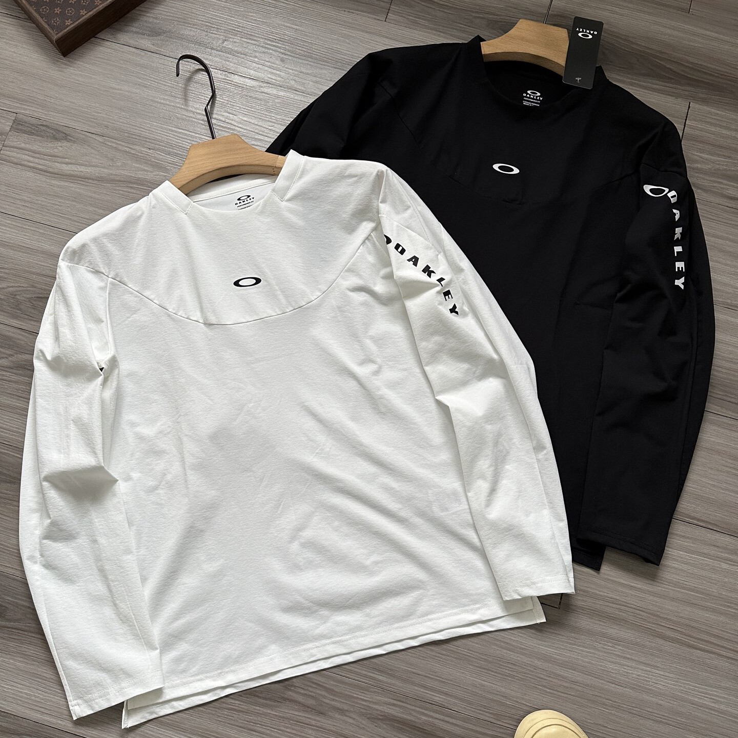 [Oakley] 오클리 O-Syncpack L/S 롱 슬리브