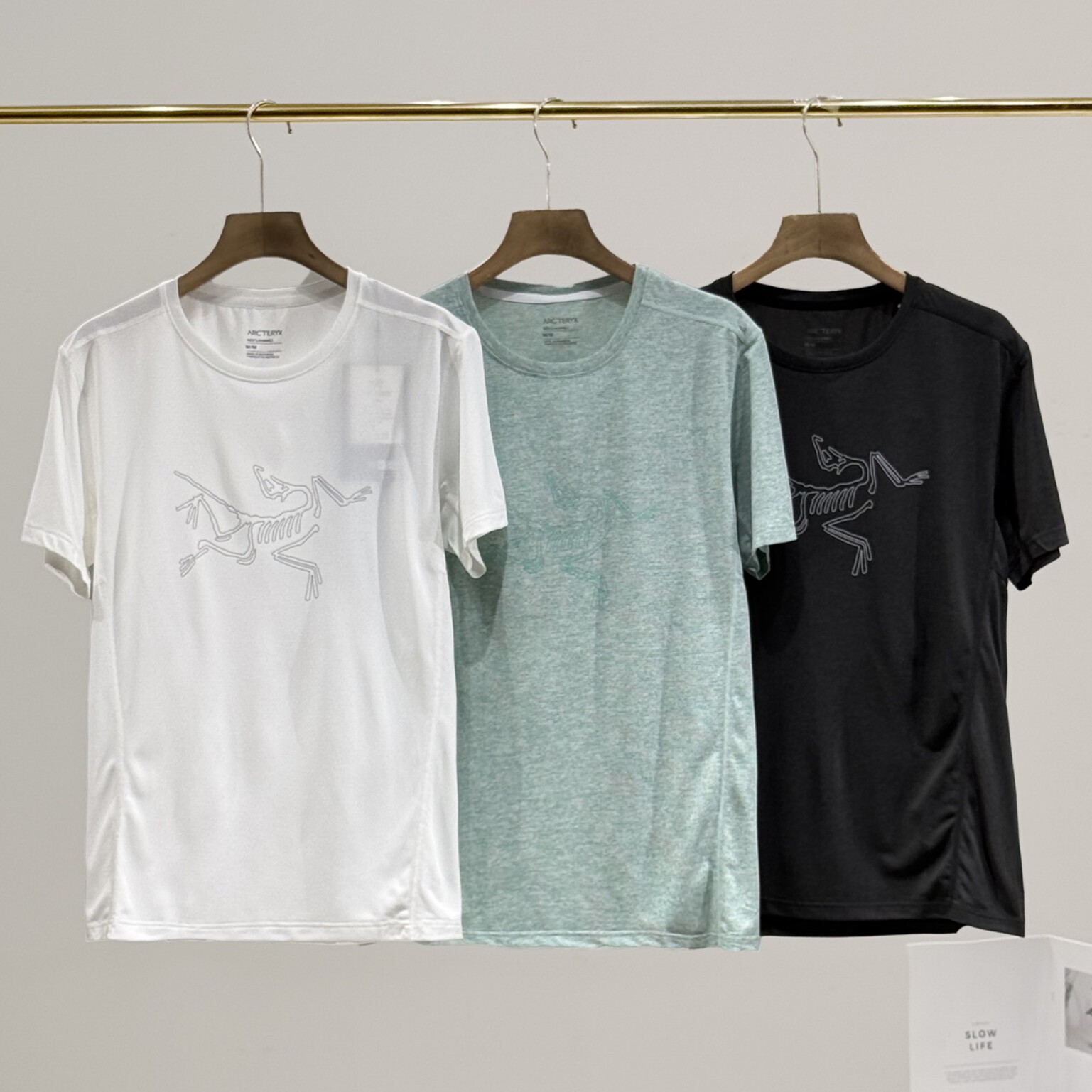 [Arcteryx] 아크테릭스 코막 로고 반팔 티셔츠