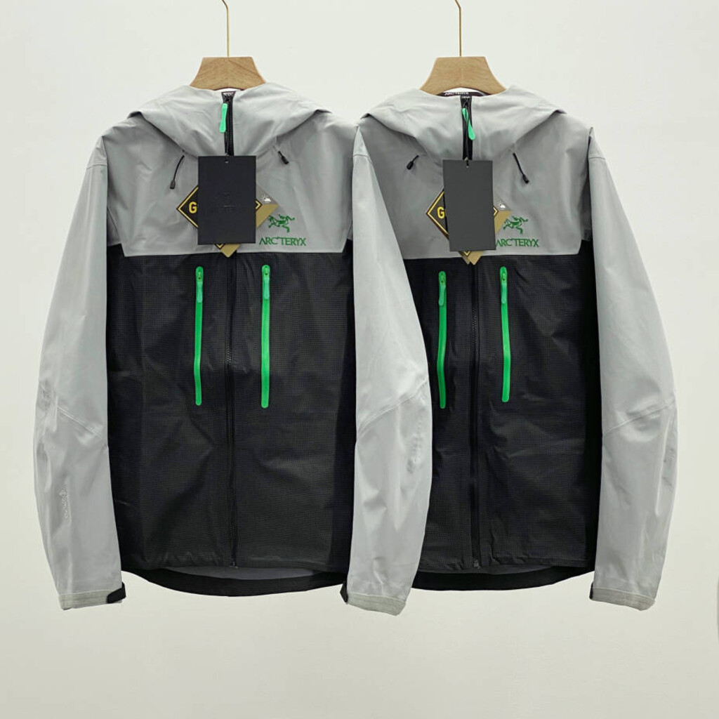 [국내발송] 아크테릭스 알파 자켓 블랙 솔리튜드 -2XL (손목부분 확인하고 주문해주세요)