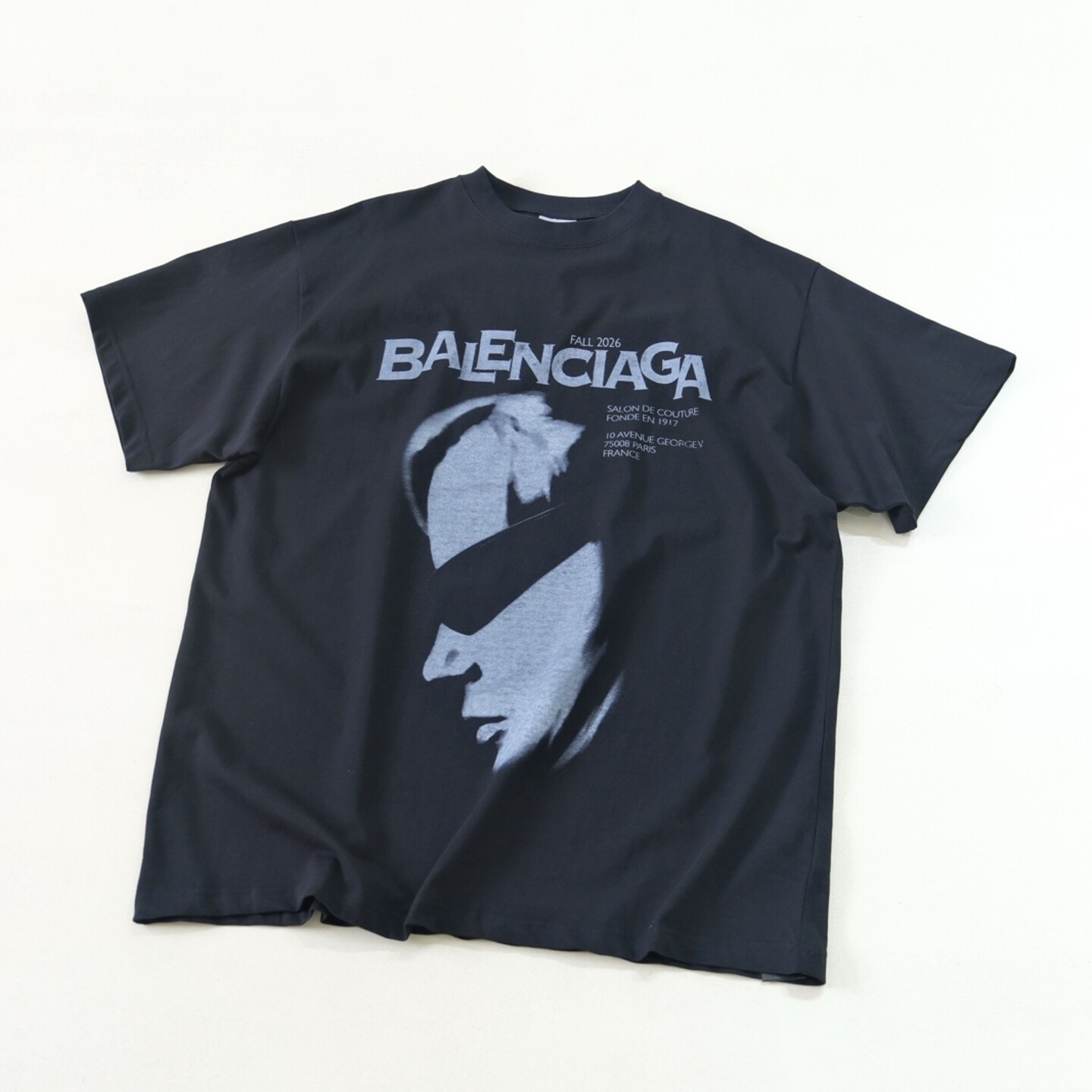 [BALENCIAGA] 발렌시아가 레이디 인 쉐이드 오버사이즈 티셔츠