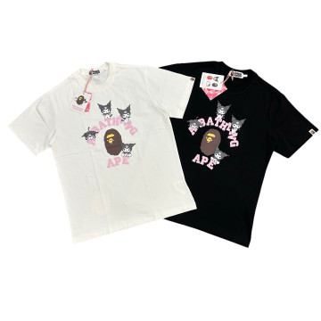 [BAPE] 베이프 x 산리오 캐릭터즈 컬리지 미니 티셔츠