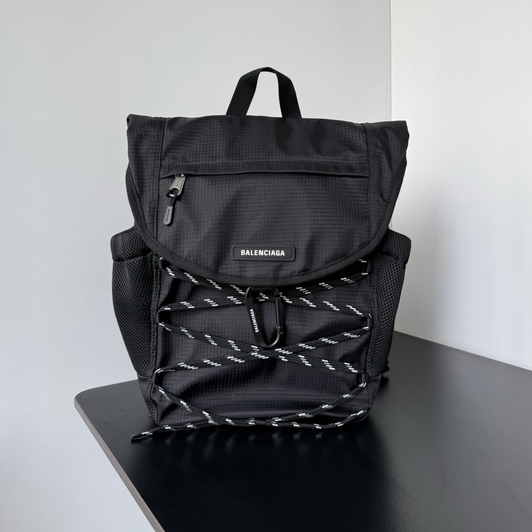[Balenciaga] 발렌시아가 패치로고 립스탑 백팩