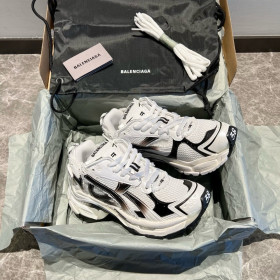 [Balenciaga] 발렌시아가 러너 그래디언트 스니커즈 -화이트