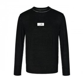 [Maison Margiela] MM6 메종마르지엘라 블랙 버진 울 로고 패치 스웨터