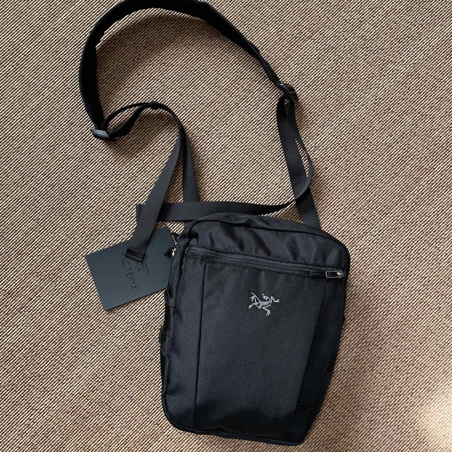 [Arc'teryx] 아크테릭스 슬링 블레이드 숄더백