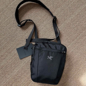 [Arc'teryx] 아크테릭스 슬링 블레이드 숄더백