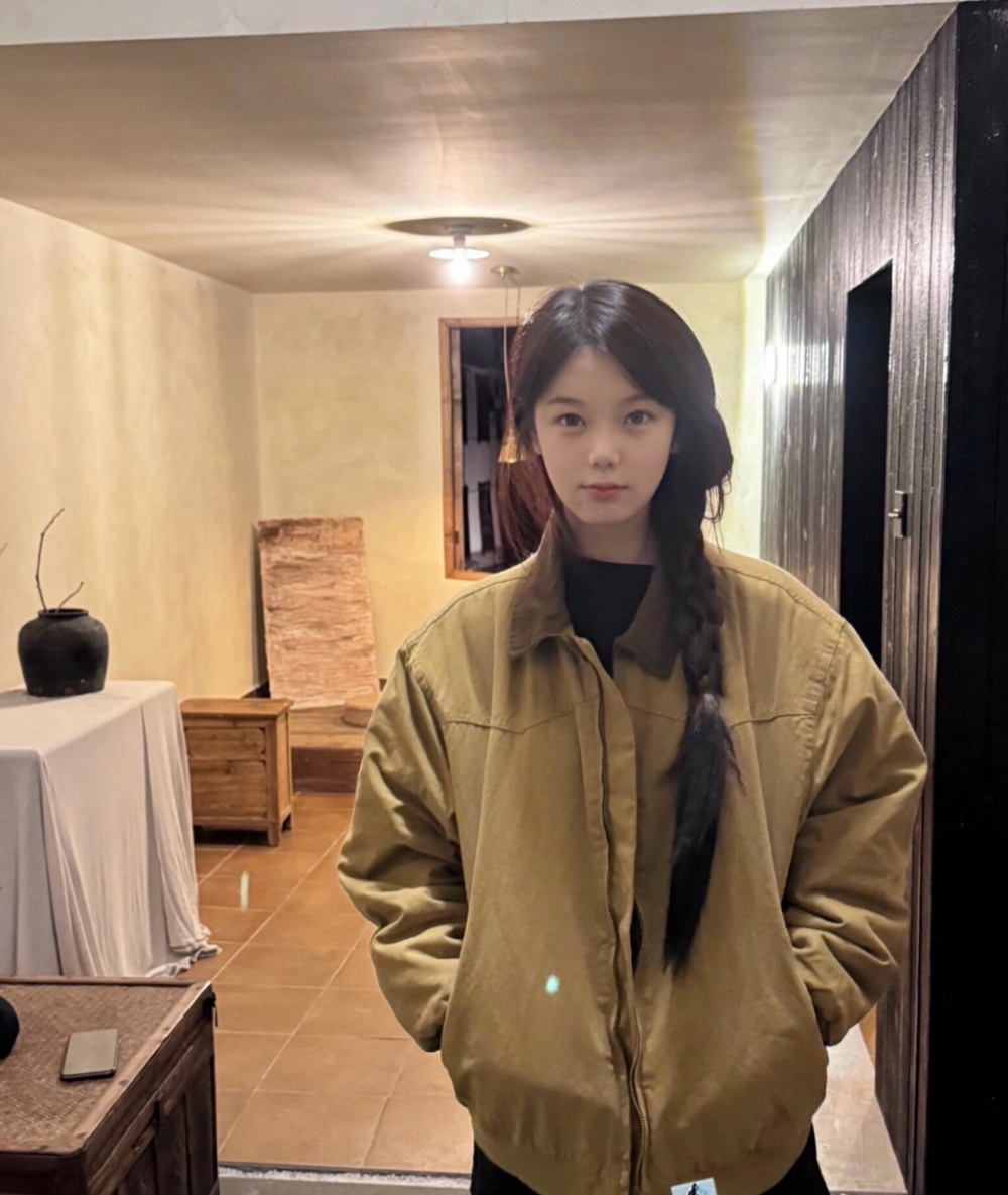 재킷 모델 착용 이미지-S17L8